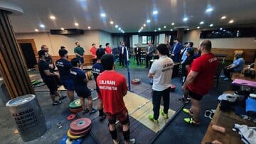 دیدار وزنه برداران با معاون اول رییس جمهور قبل از مسابقات جهانی