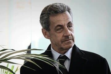 سارکوزی: من بی گناهم؛ «در زندان خواهم خوابید، اما با سری بالا»