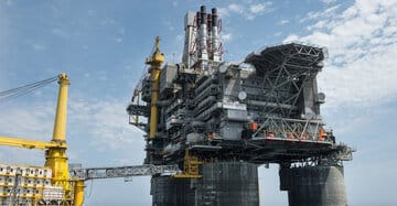 عکس | بزرگترین دکل نفتی جهان