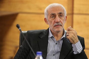 هشدار محمد دادکان به مدیرعامل پرسپولیس: آبرویت را می‌گذاری و می‌روی