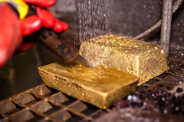 استخراج طلا از سَم!