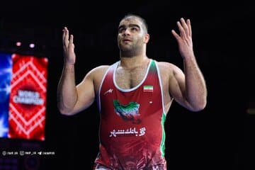 استقبال قهرمان کشتی فرنگی دنیا از پارادوومیدانیکاران ایران