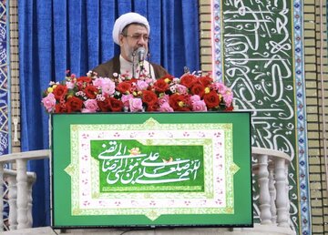 انتقاد امام جمعه کرمان از نحوه برگزاری برخی جشنواره‌ها و برنامه‌های ورزشی