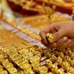 بالاخره کف قیمتی طلا شکسته شد/ قیمت جدید طلای جهانی امروز ۱۷ مهرماه ۱۴۰۴