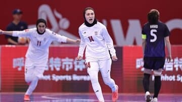 برد دختران فوتسال ایران مقابل روسها