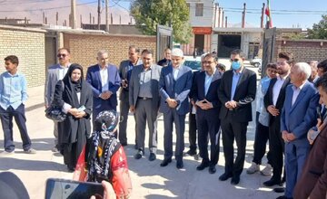 جمع آوری ۱۷۰ مدرسه کانکسی و ۷۰ مدرسه سنگی و تبدیل آن ها به مدارس استاندارد در لرستان