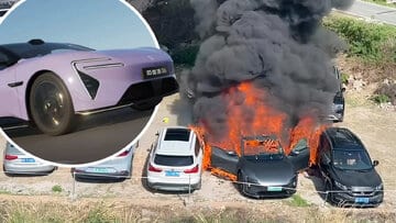 خودروی چینی مشهور، پارکینگ را به آتش کشید/ هفت ماشین در آتش سوخت / عکس