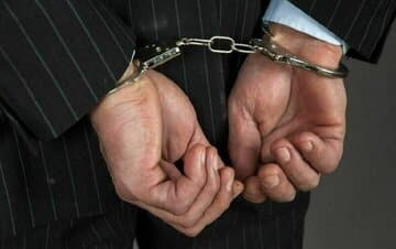 دستگیری ۹ نفر از کارکنان شهرداری این شهر به اتهام اختلاس
