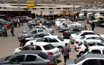 سقوط آزاد قیمت‌ها در بازار خودرو/ آخرین قیمت پژو، سمند، شاهین، کوییک، تارا و ساینا + جدول