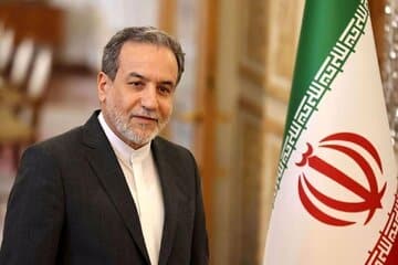 عراقچی: برای استقلالی‌ها احترام قائل هستم اما لذت فوتبال به کری‌خواندن است