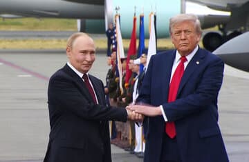 عربستان؛ کلید فشار تحریمهای نفتی ترامپ علیه مسکو / اشباع بازار نفت توسط ریاض به خواست ترامپ