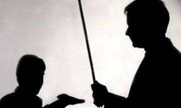 عزل معاون یک مدرسه بدلیل تنبیه خشن یک دانش آموز