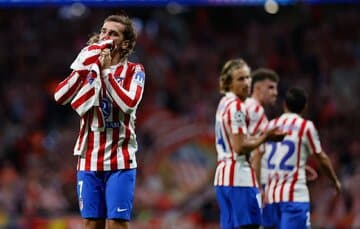 عکس| بوسه بر شماره 200