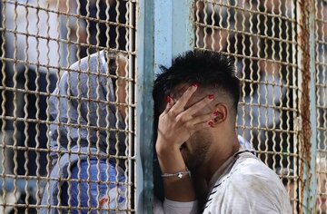 عکس| شادی گل زن و شوهری در بازی ملوان!