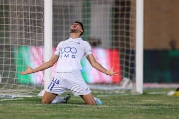عکس| فغان استقلال از این روزها