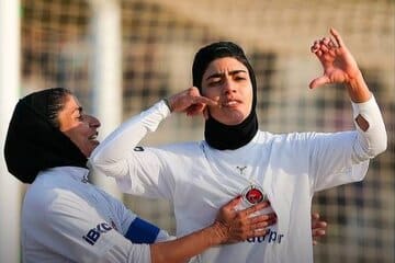 عکس| لیگ برتر به یاد فوتبالیست از دست رفته