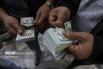 قیمت جدید دلار، یورو و سایر ارزها ۱۰ مهر ۱۴۰۴/ تکان سه هزار تومانی در بازار ثبت شد