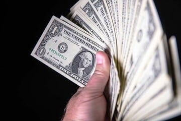 قیمت جدید دلار، یورو و سایر ارزها ۱۹ مهر ۱۴۰۴/ پوند نزدیک ۵ هزار تومان ریخت