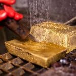 قیمت طلا، در ایران و جهان سر ایستادن ندارد