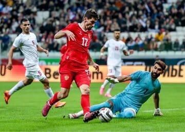 مربی سابق تیم ملی: با این بازی که در برابر روسیه داشتیم، در جام جهانی به زنگ تفریح تیمهای دیگر تبدیل می شویم