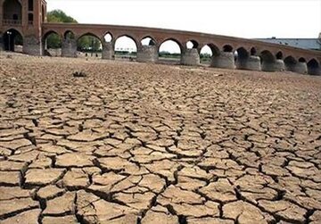 مردمانی که هزاران سال با «زاینده‌رود» زیسته‌اند، تشنه‌ و بی‌نصیب از «آب»!