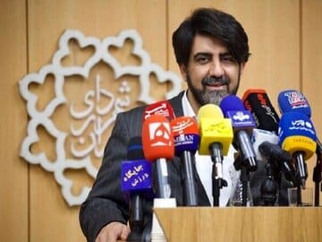 مشاور زاکانی استعفا داد