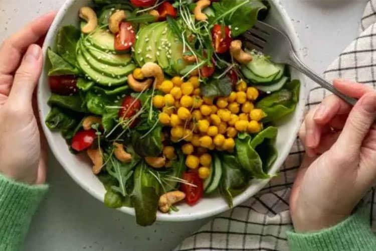 نقش تغذیه در نجات زمین: جلوگیری از ۴۰ هزار مرگ روزانه با یک رژیم غذایی ایدهآل