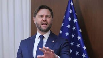 ونس: بد نیست گاهی سلاح هستهای آزمایش کنیم