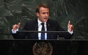 چقدر حقیر است این سیاستمدار پرادعا