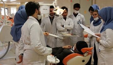 ۴۵پزشک جوان به دستیاران تخصصی قزوین اضافه شدند
