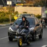 آیت الله کاظم قاضی زاده: نشستن در جلو یا عقب موتورسیکلت تفاوتی ندارد/ درباره موتورسواری یا دوچرخهسواری بانوان، حکم به جواز داده شده است