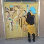 «ارت‌در» در دل کویر سمنان؛ وقتی درهای بیابانک به قاب‌های نقاشی بدل شدند