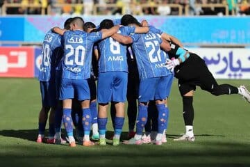 استقلال با توپ پر به دربی میرود