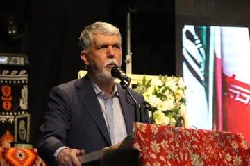 اسطورهها و روایتهای لرستان از سرمایه های تئاتر هستند