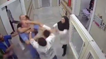 افزایش خشونت علیه کادر درمان/وزارت بهداشت پیگیر دفاع از حقوق کادر درمان باشد