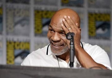 افشاگری قهرمان افسانه ای بوکس؛ انگشتان منفجر شدهاند