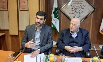 انتقادات عضو شورای شهر از پرداخت پول های هنگفت در فوتبال