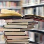 اهدای کتاب به کتابخانه عمومی نایسر