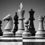 اگر سیاست خارجی را بازی “وجودی” ببینیم و هر شکستی را به معنای باخت کامل بگیریم، خیلی زود همه چیز را می بازیم