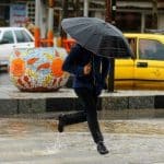 با شروع باران ۱۴۰۴ ذوق زده نشوید، خطراتش را دست کم نگیرید/ سیل شاید زیرساختها را نابود کند