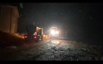 بارش برف و باران در چهارمحال و بختیاری؛ راهداری استان در آمادهباش کامل