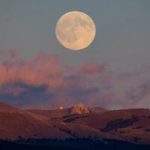 بزرگ‌ترین اَبَرماه سال فردا شب در آسمان ظاهر می‌شود
