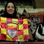 تصاویری از اولین حضور زنان اهوازی در ورزشگاه