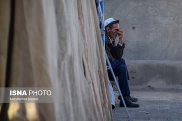 تصاویری از عزاداری اهالی روستای صابر کاظمی بعد از درگذشت او