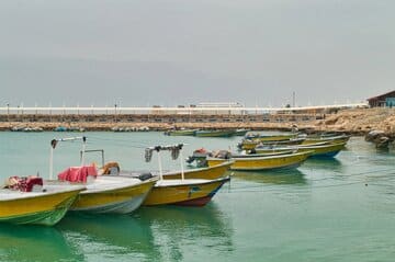 تعطیلی اسکله‌های گردشگری قشم به‌دلیل شرایط نامساعد جوی
