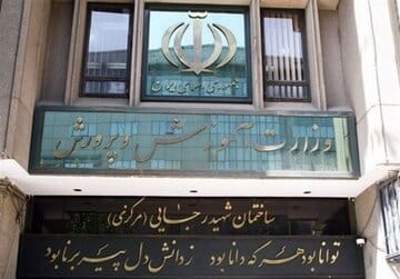 توضیح آموزش و پرورش جهرم درباره انتقال دانشآموزان با کامیون/ عکس