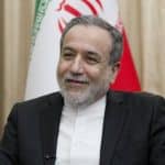 خبرنگار اکونومیست به عراقچی: چرا اکنون، پس از حمله اخیر،حرف ترامپ را جدی نمی‌گیرید  و نمی‌گویید «به تهران بیا، بیایید توافق کنیم»؟ وزیر خارجه پاسخ داد