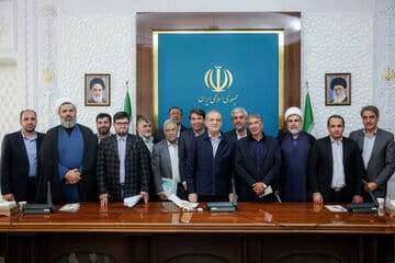 دیدار استاندار و مجمع نمایندگان استان کرمان با رئیسجمهور