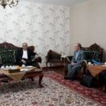 دیدار عراقچی با پدر زندانی ایرانی در ترکیه