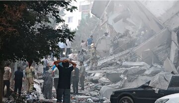 زاکانی: در بازسازی منازل آسیبدیده جنگ از دولت یک ریال هم نگرفتهایم